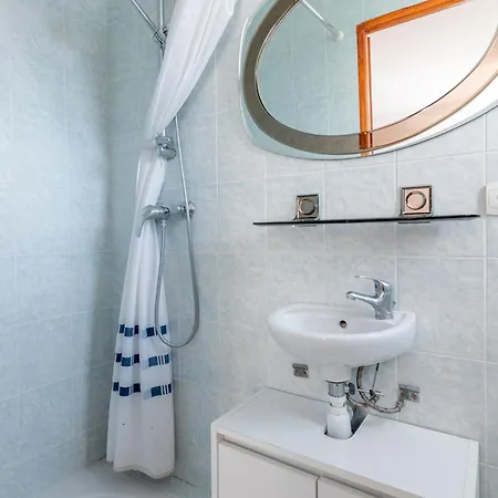 Apartment Clim Proche Et Parking *