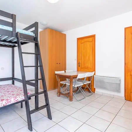 Apartment Clim Proche Et Parking Carqueiranne